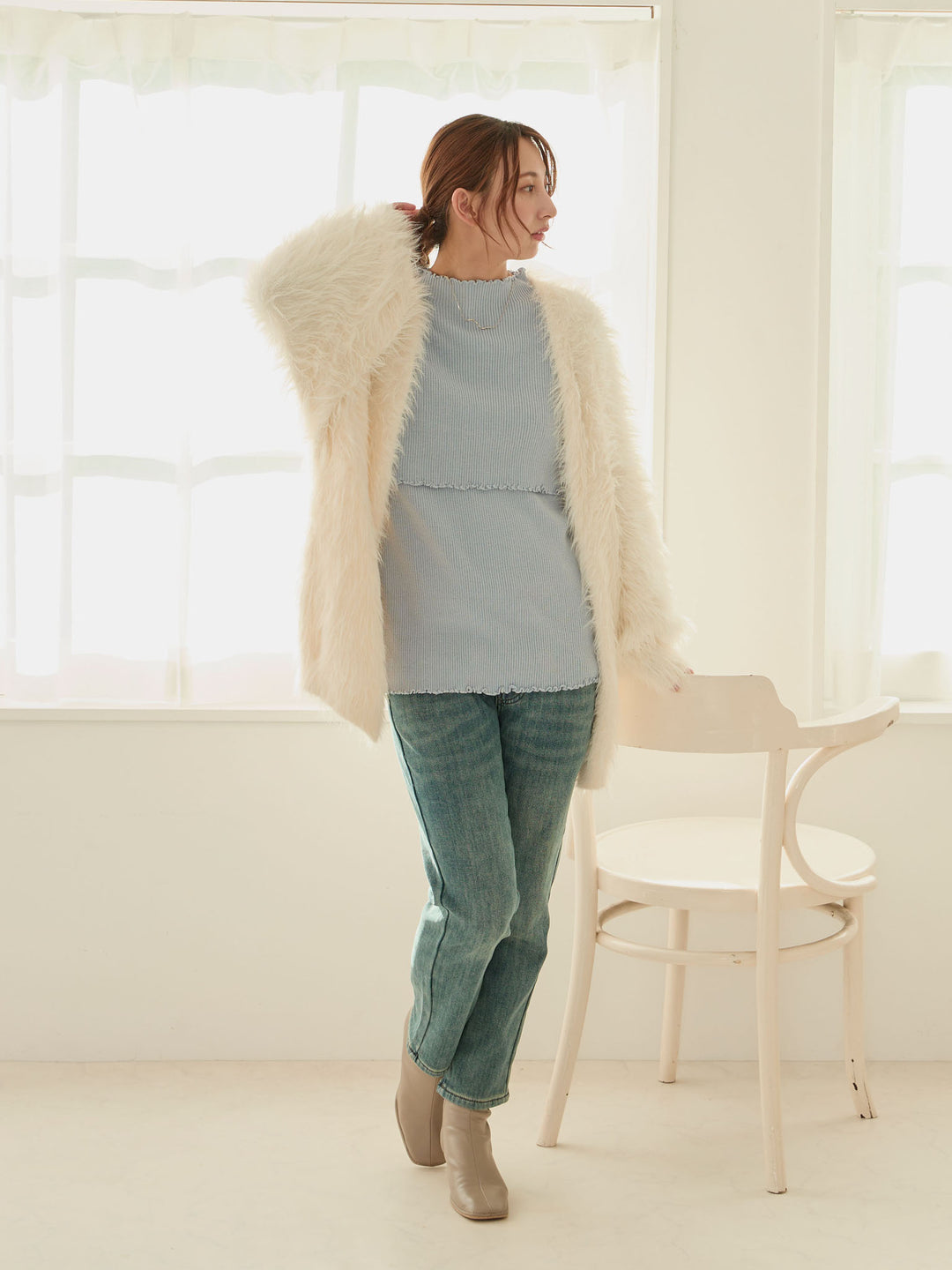 [Maternity/Nursing Wear] Fluffy Cardigan Ecru