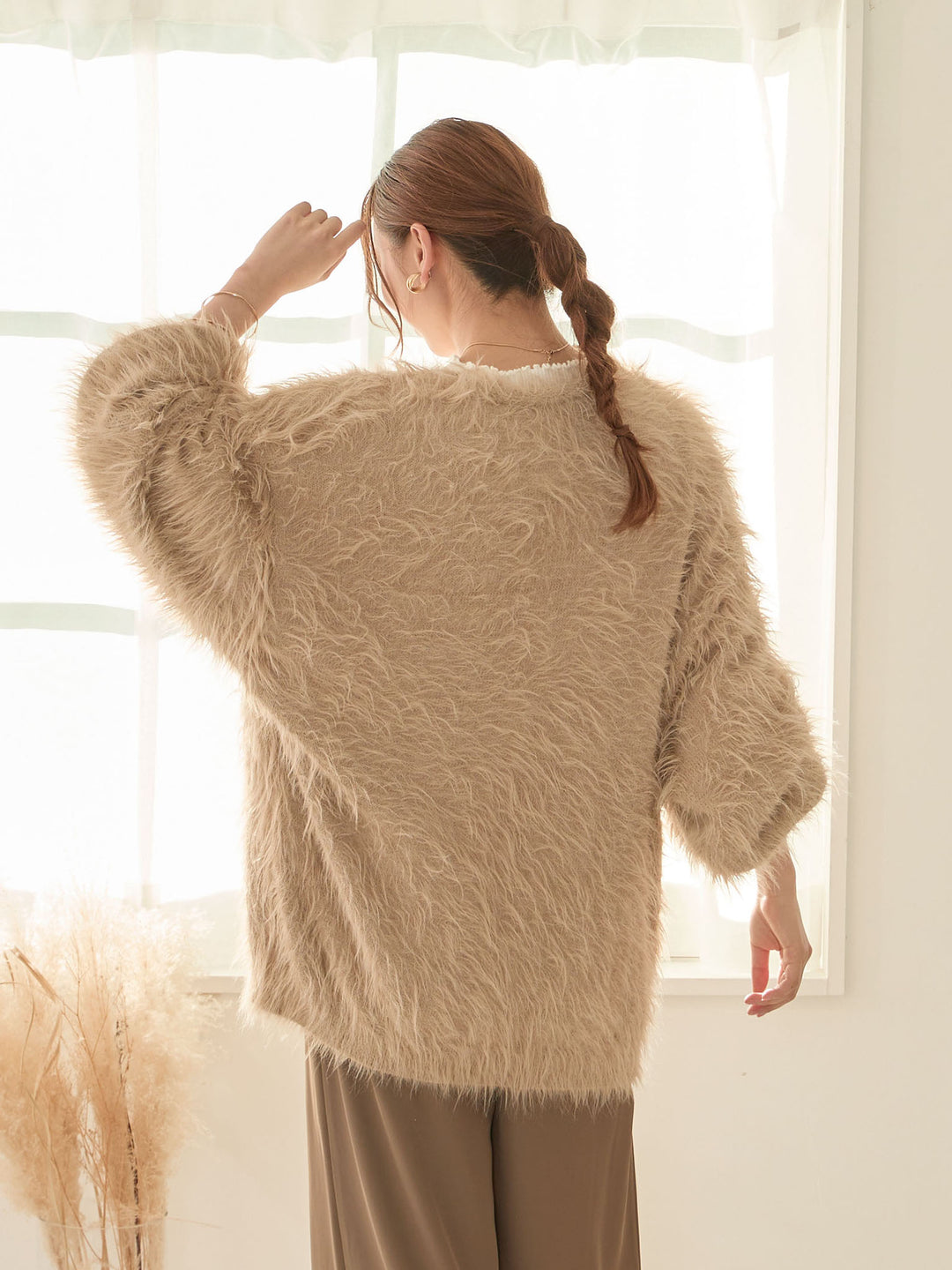 [Maternity/Nursing Wear] Fluffy Cardigan Beige