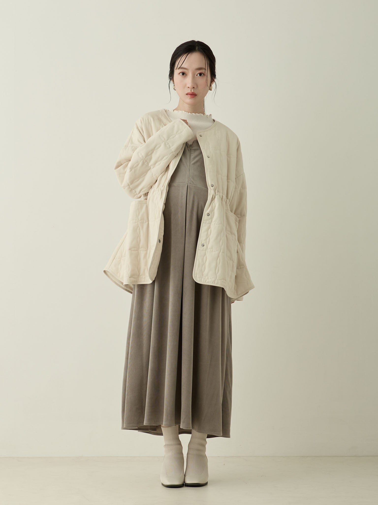 マタニティ・産後も使える】ダッカー付きオリジナルキルティングアウター Ecru – honono for mom&baby