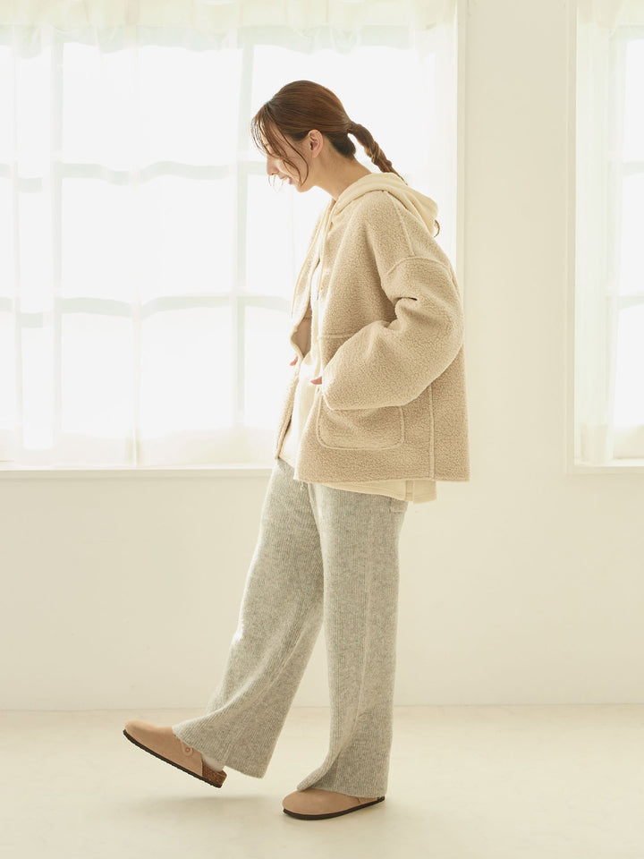 【マタニティ・産後】リバーシブルボアダッカー付きジャケット Beige