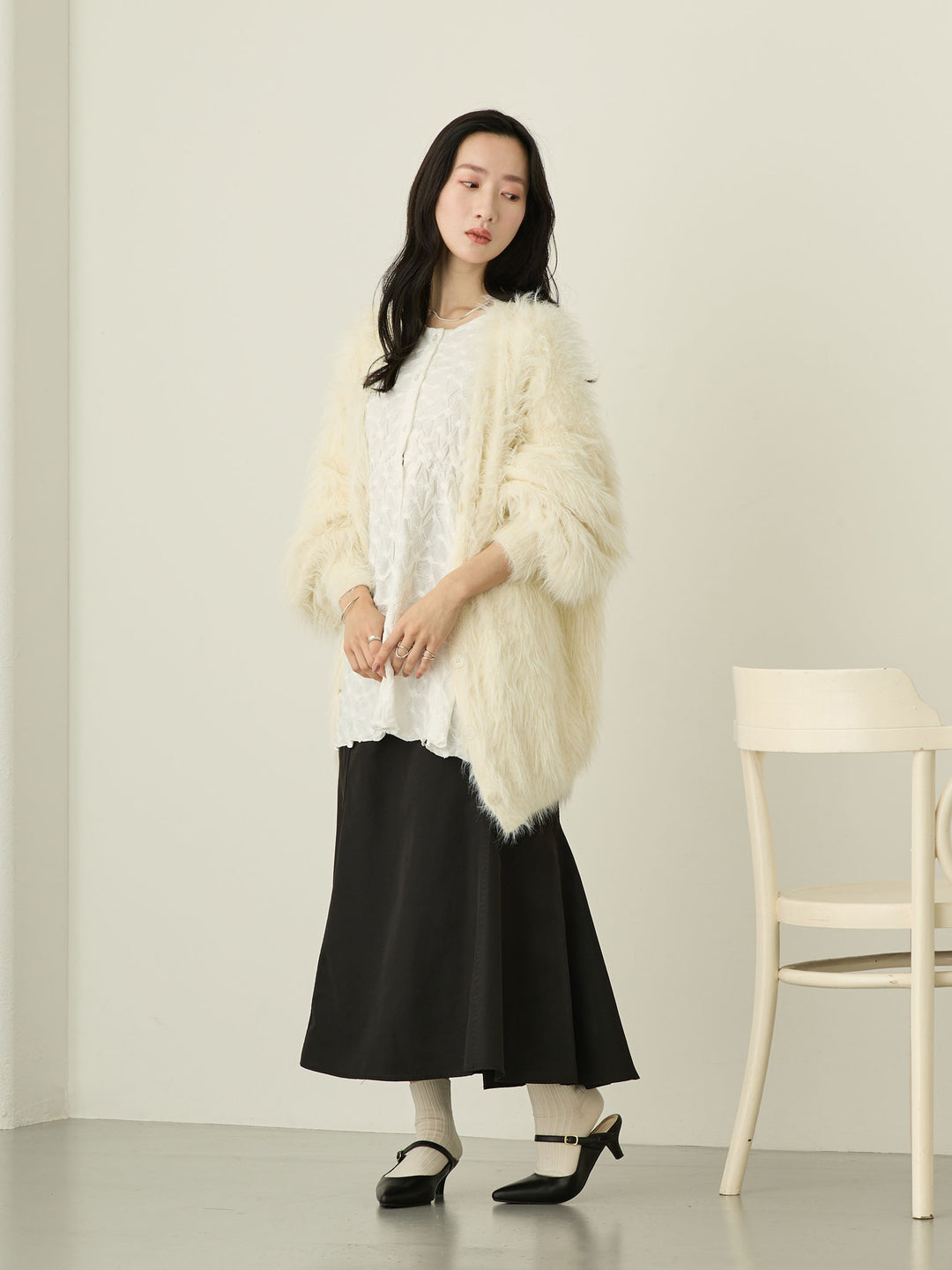 [Maternity/Nursing Wear] Fluffy Cardigan Ecru