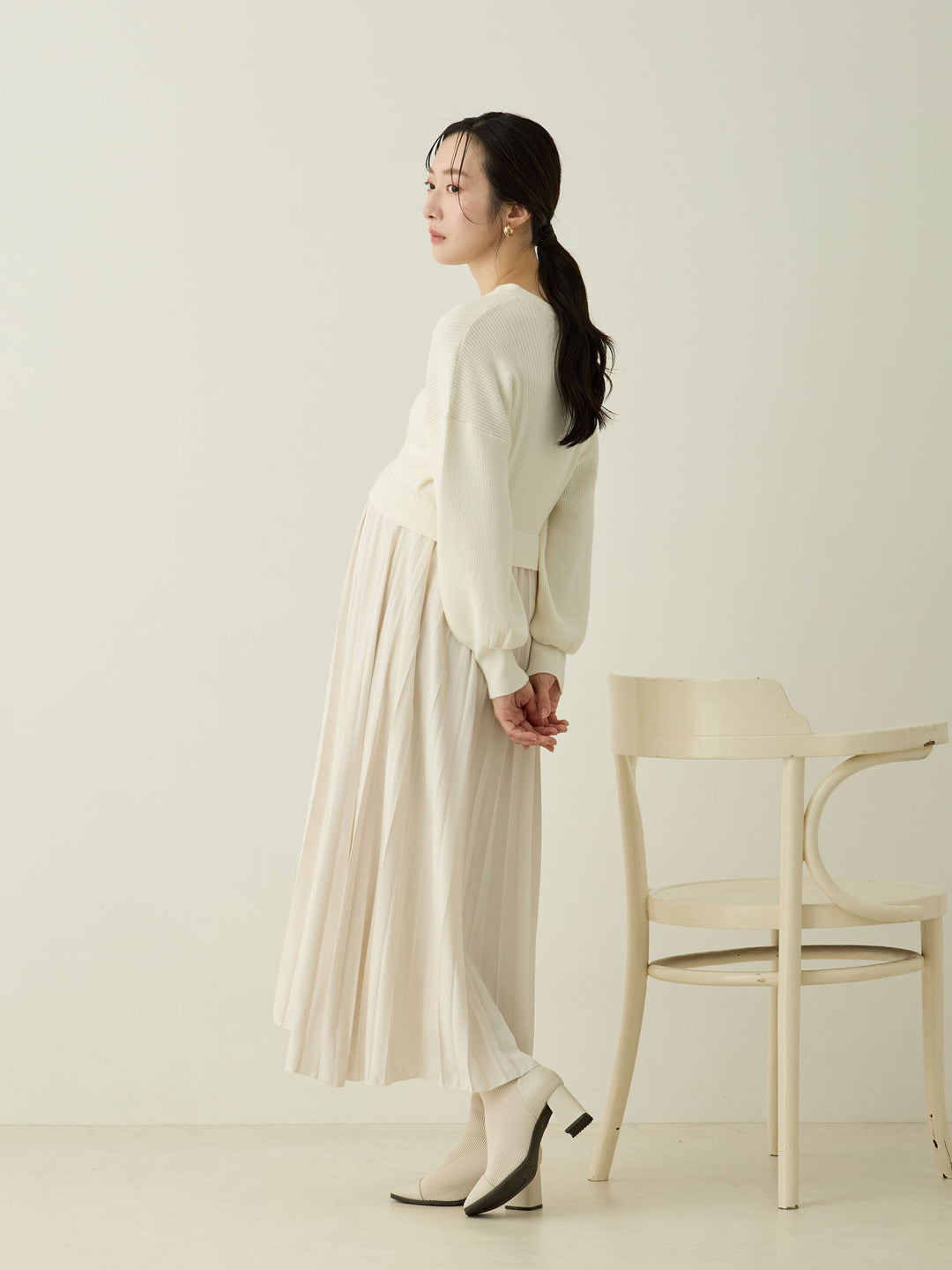 [Maternity/Nursing Wear] Knit Docking Pleated Dress Ecru