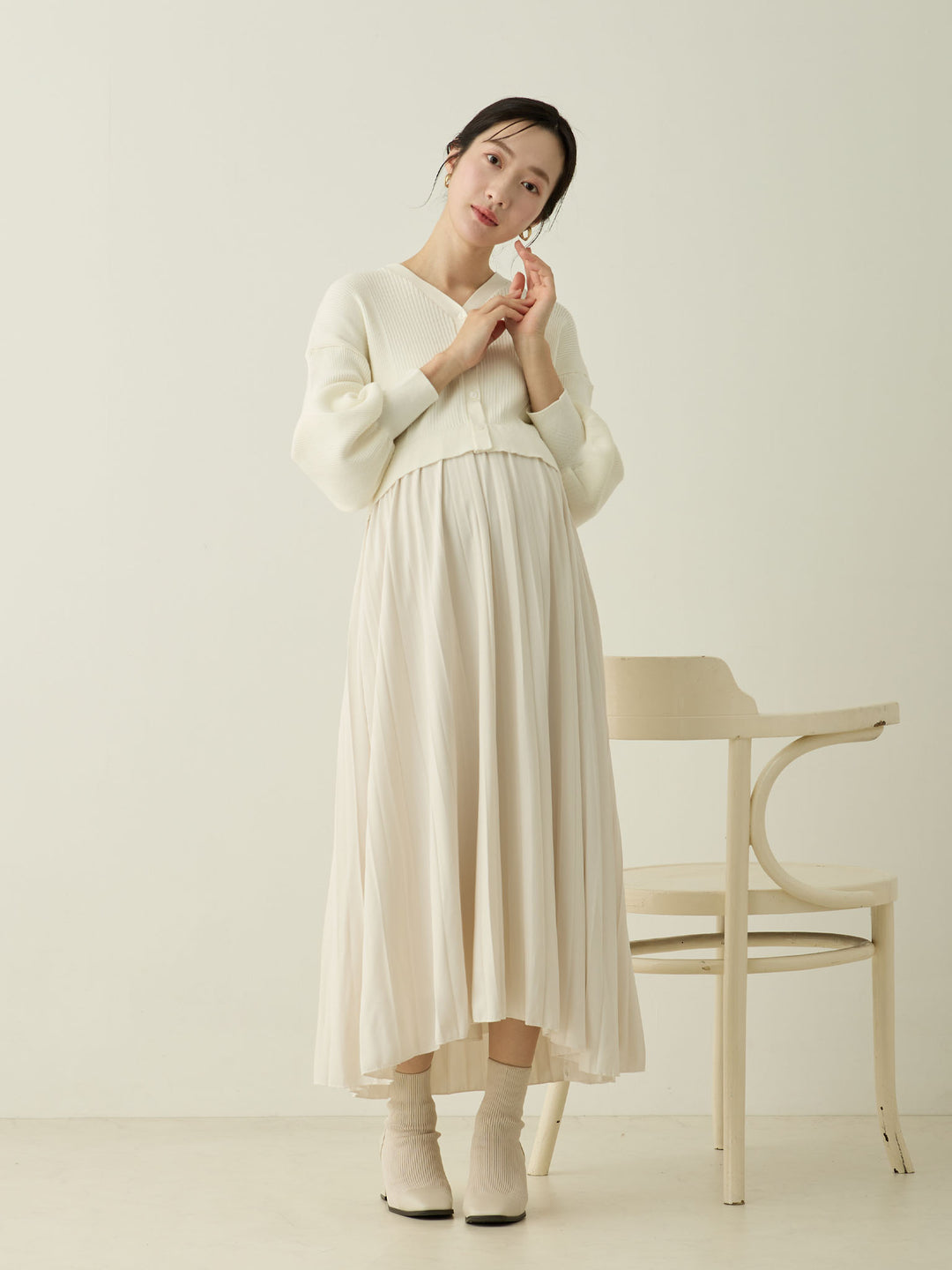 [Maternity/Nursing Wear] Knit Docking Pleated Dress Ecru