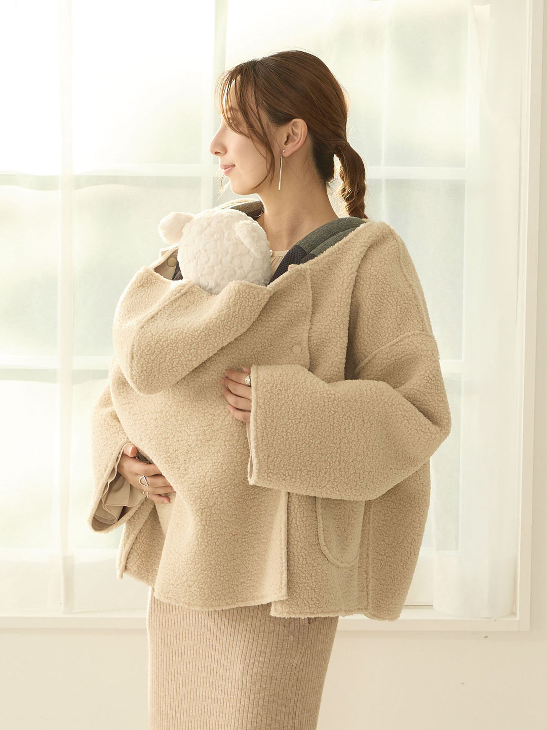 【マタニティ・産後】リバーシブルボアダッカー付きジャケット Beige