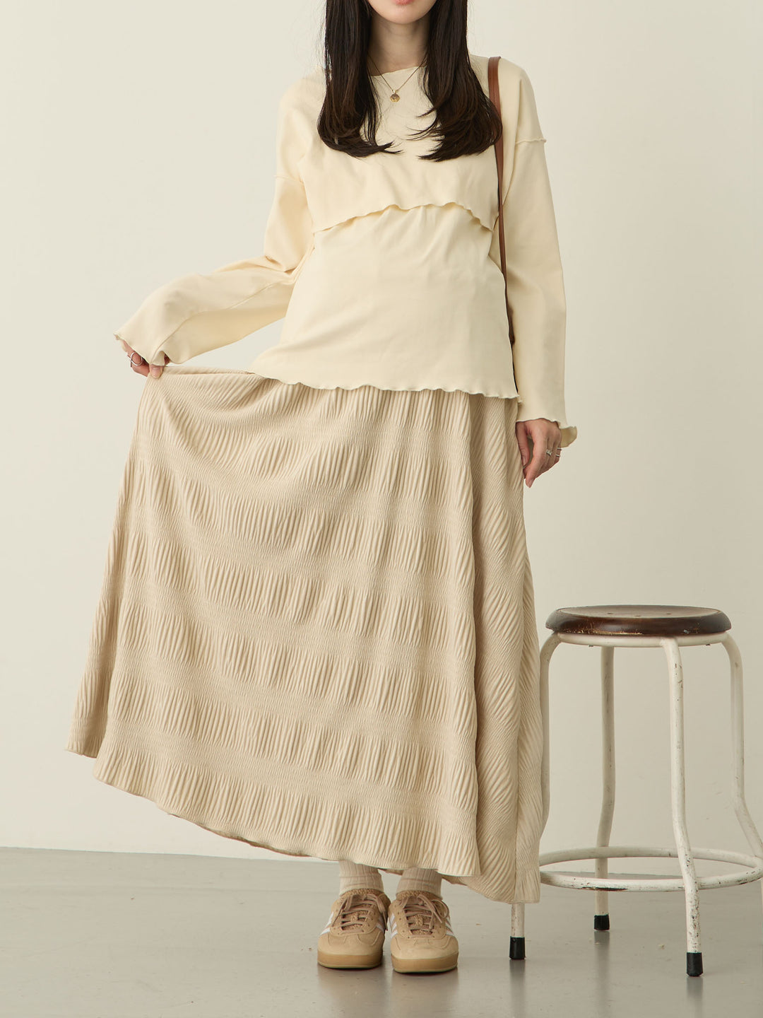 [Maternity/Nursing Wear] Fleece-lined Long T-shirt, Ivory