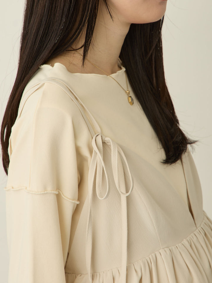 [Maternity/Nursing Wear] Fleece-lined Long T-shirt, Ivory