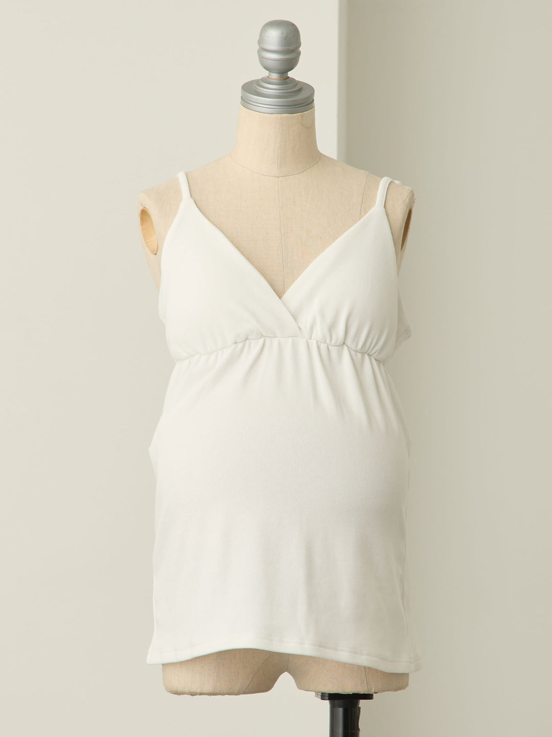 [Maternity/Nursing Wear] Fleece-lined innerwear with cups, White