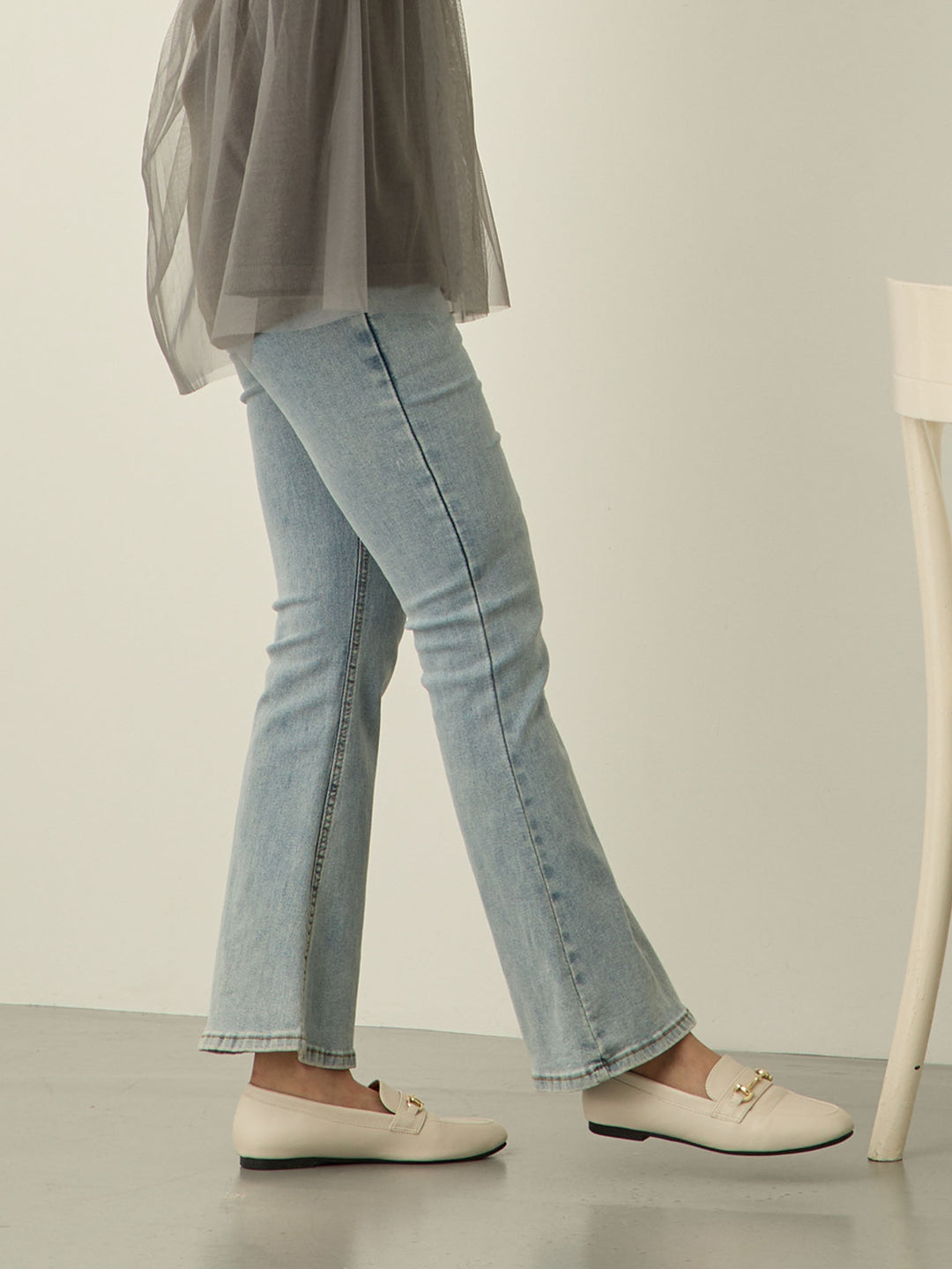 [Maternity/Postpartum] Stretch flare denim pants Light blue