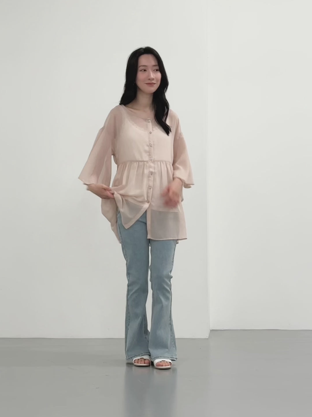 [Maternity/Nursing Wear] Sheer 2-way blouse and inner set Pink beige